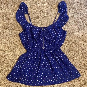 💥2/12💥 💙♥️🤍Adorable White/Red Heart Navy Blue Dressy Top 💙♥️ 🤍